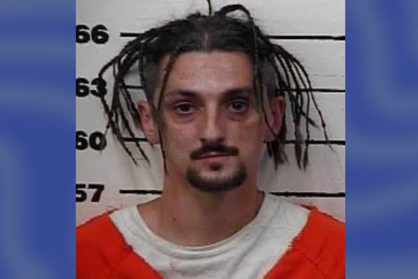 Tennessee man accused of selling, using marijuana while children were in camper